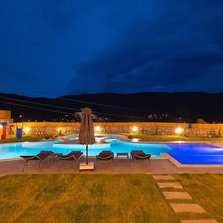 Ultra Lueks Tatil Villasi Kaş