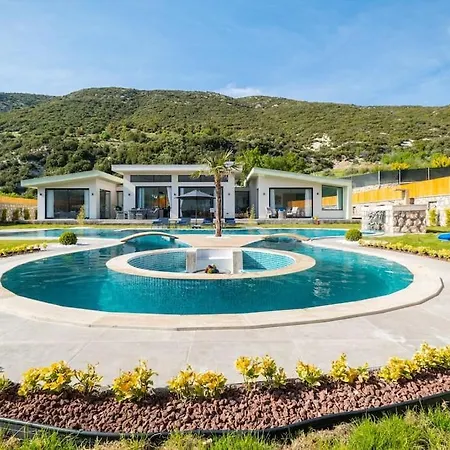 Hotel Ultra Lueks Tatil Villasi *