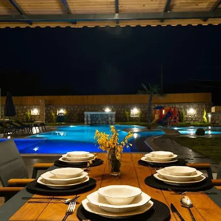Ultra Lueks Tatil Villasi Kaş