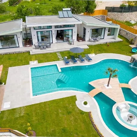 Hotel Ultra Lueks Tatil Villasi *
