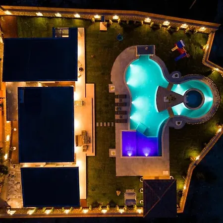 Ultra Lueks Tatil Villasi